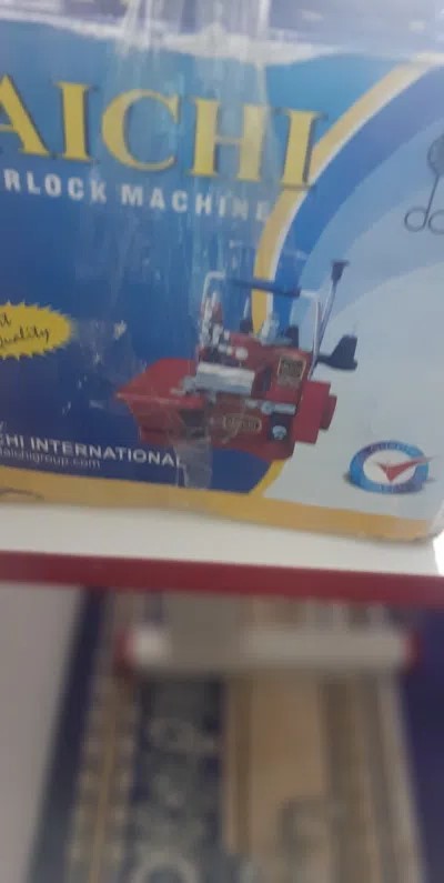 ماكنة اوفر ⁦⁦3⁩⁩ خيط للبيع