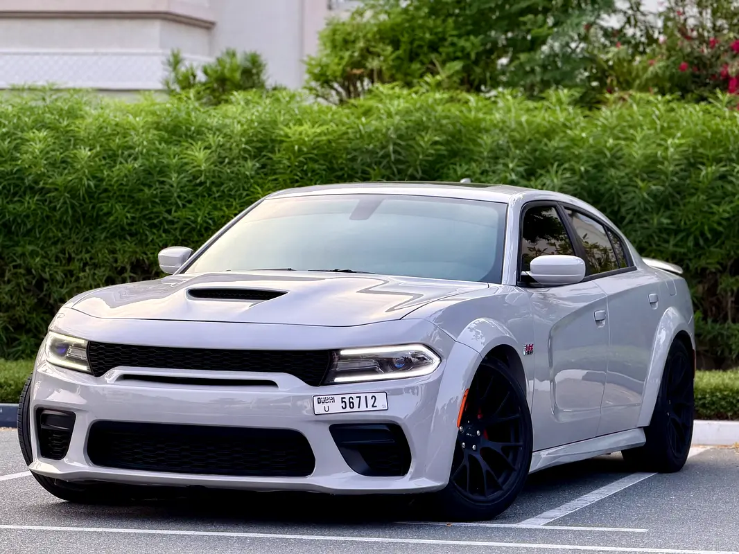 Dodge Charger Srt8 Super BEE 2019 للبيع