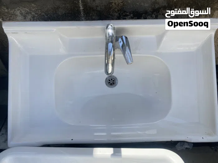 مغاسل مع بوفية غير مستعمل