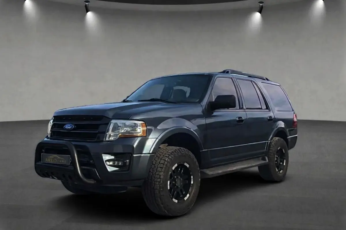 Ford Expedition XLT 2016 للبيع فى دبى