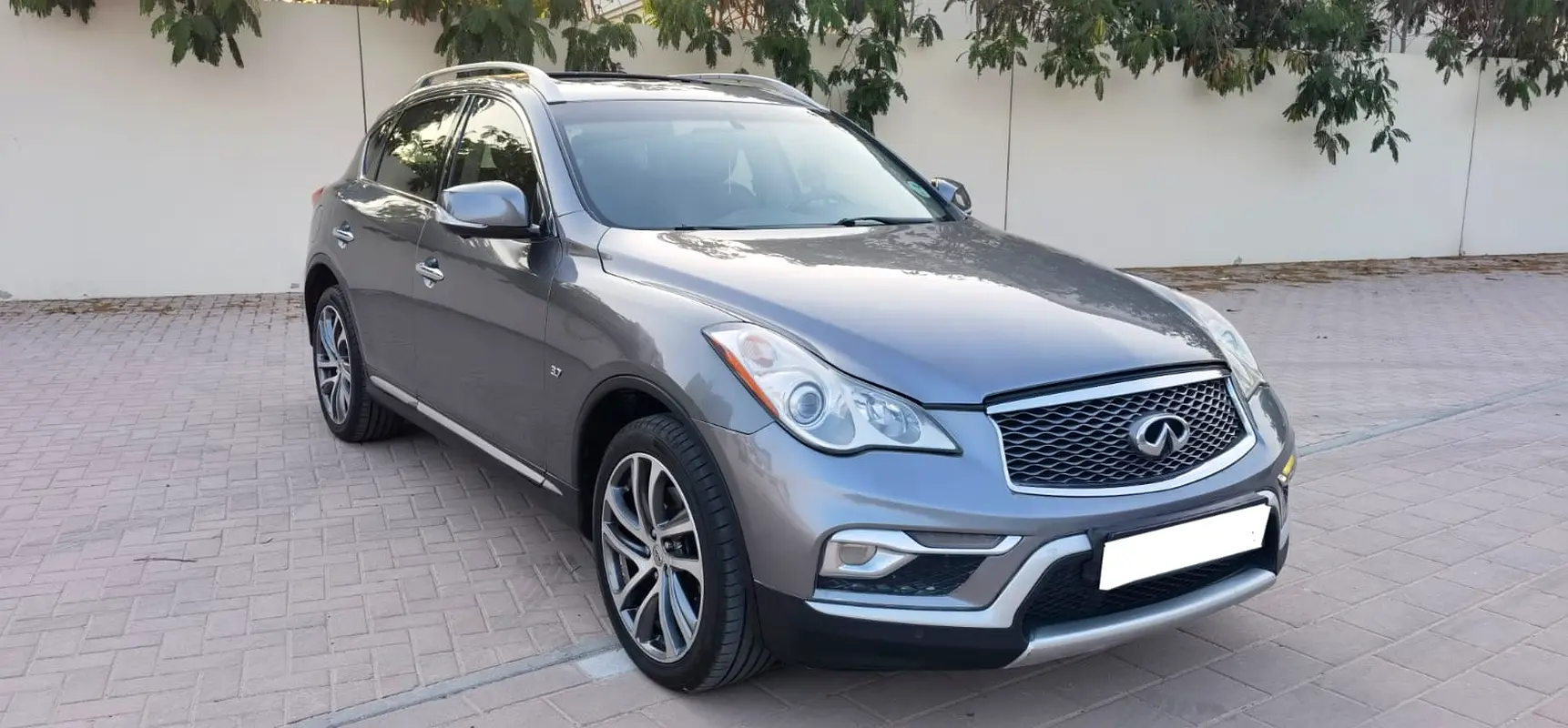 Infiniti QX50 Luxury 2017 للبيع فى دبى