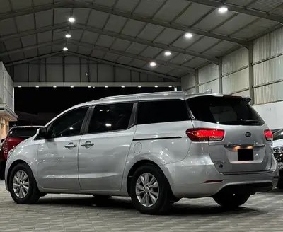 Kia Carnival 2016 للبيع في الرياض