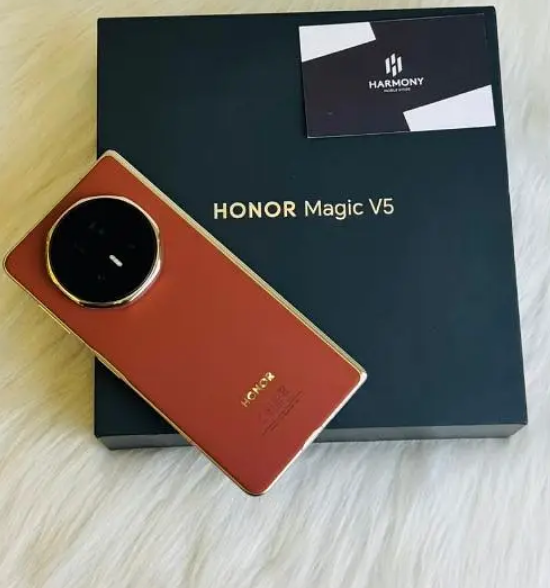 Honor Magic v5 للبيع بسعر مميز في القاهرة الجديدة