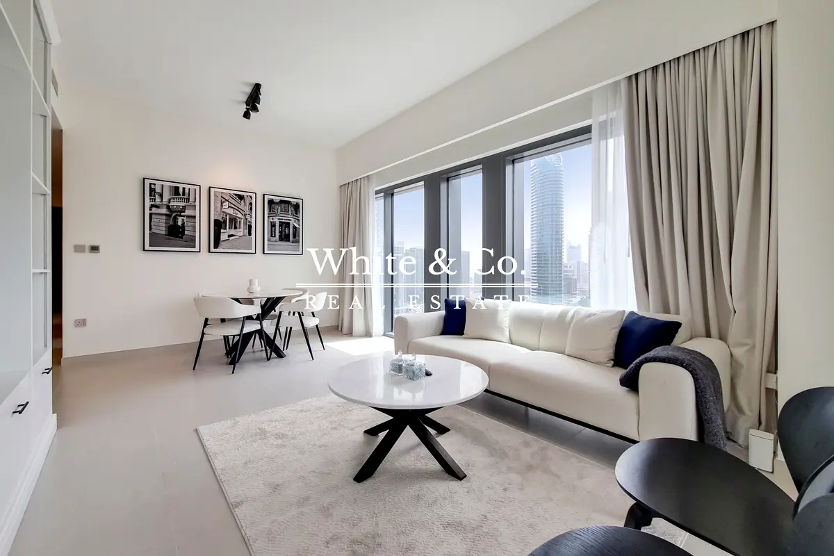 BURJ VIEW | VACANT NOW | FULLY FURNISHED للبيع فى دبى