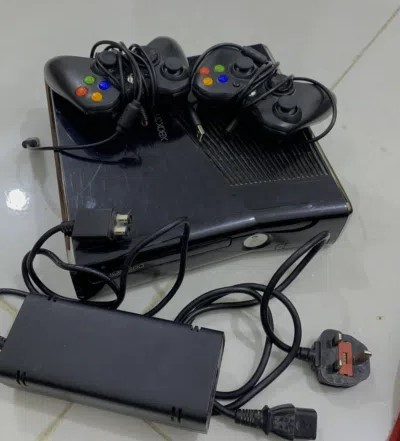 Xbox⁩⁩ ⁦⁦360⁩⁩ ⁦⁦slim⁩⁩ عرض على السعر فى بغداد