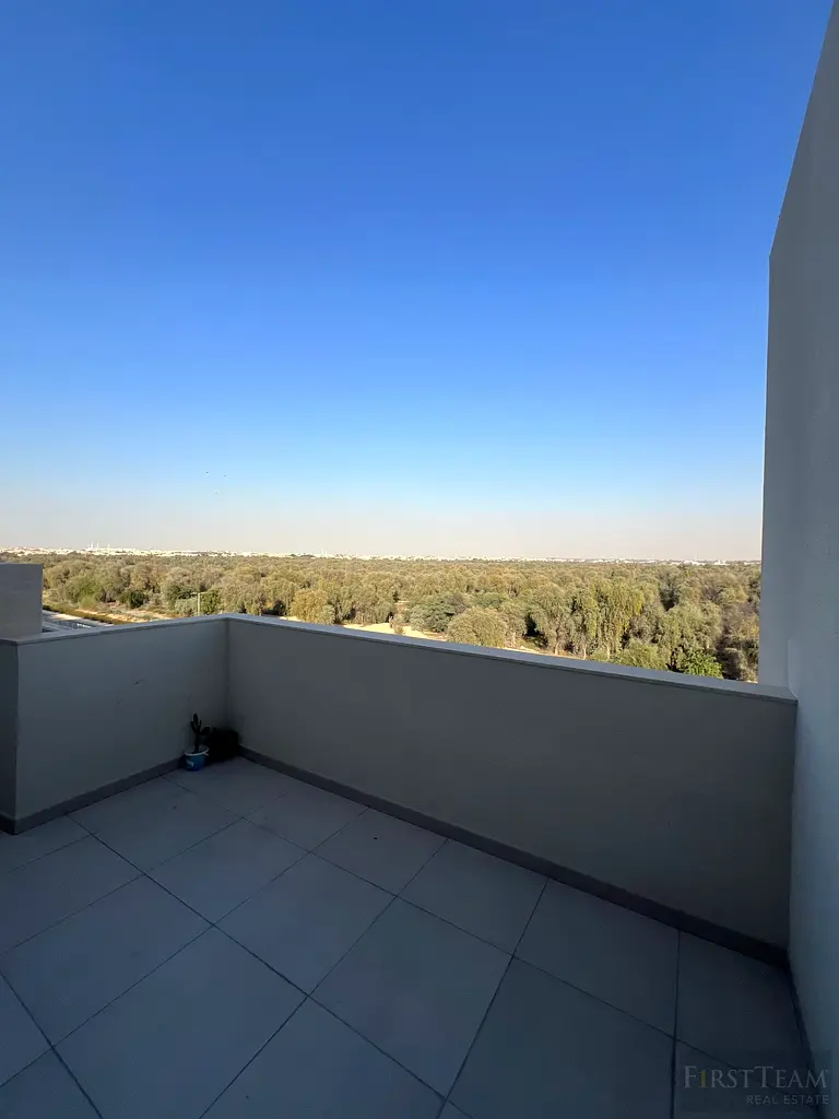 MUSHRIF PARK VIEW | 3BHK With Maid's/Storage Room (PRICE NEGOTIABLE) فى دبى