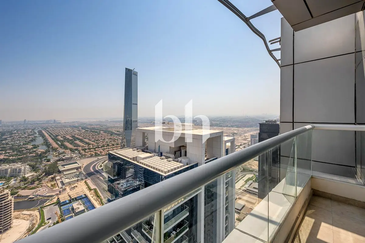 Penthouse + Maid|Vastu Compliance|Vacant للبيع فى دبى