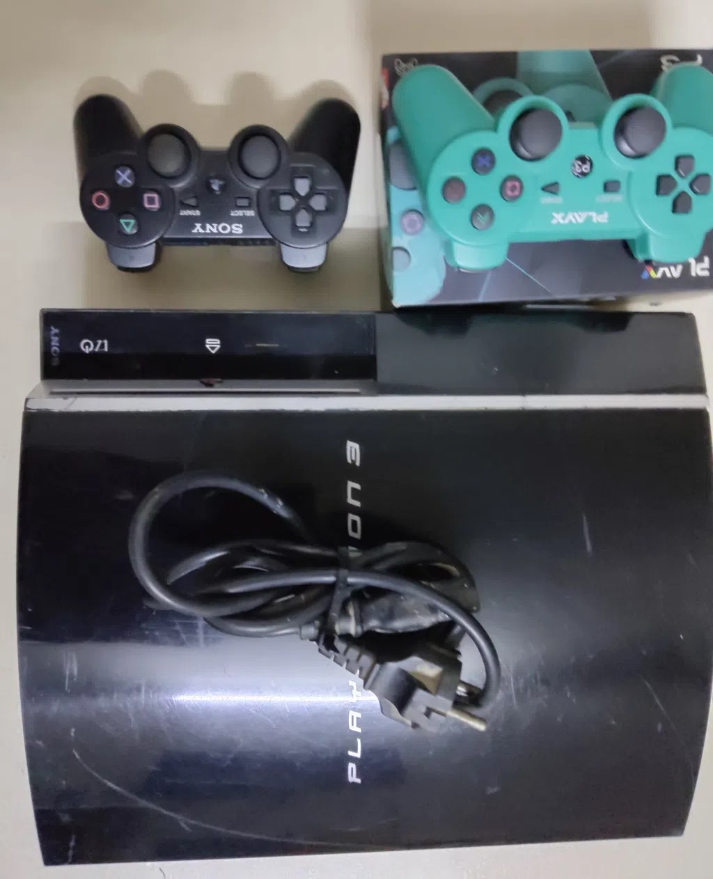 playstation 3 fat للبيع فى بغداد