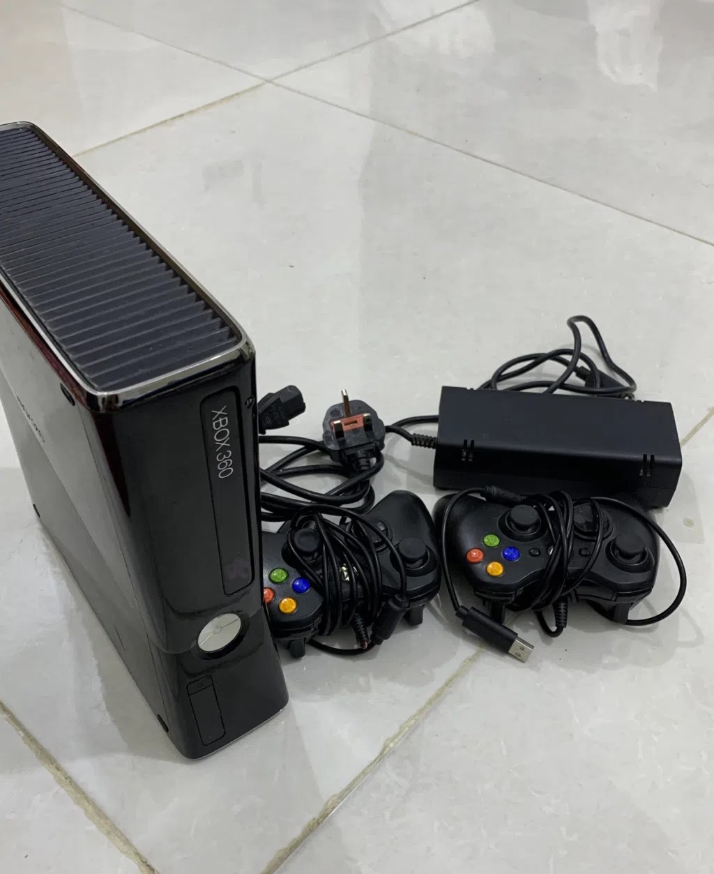 ⁦⁦Xbox⁩⁩ ⁦⁦360⁩⁩ ⁦⁦slim⁩⁩ عرض على السعر بس يومين ويرجع سعره بغداد