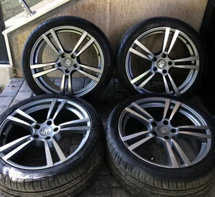 Original Porsche OEM Rims with Tires for sale in beirut