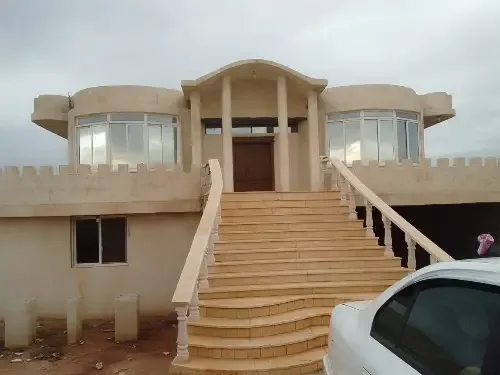 مزرعة في ريف حمص