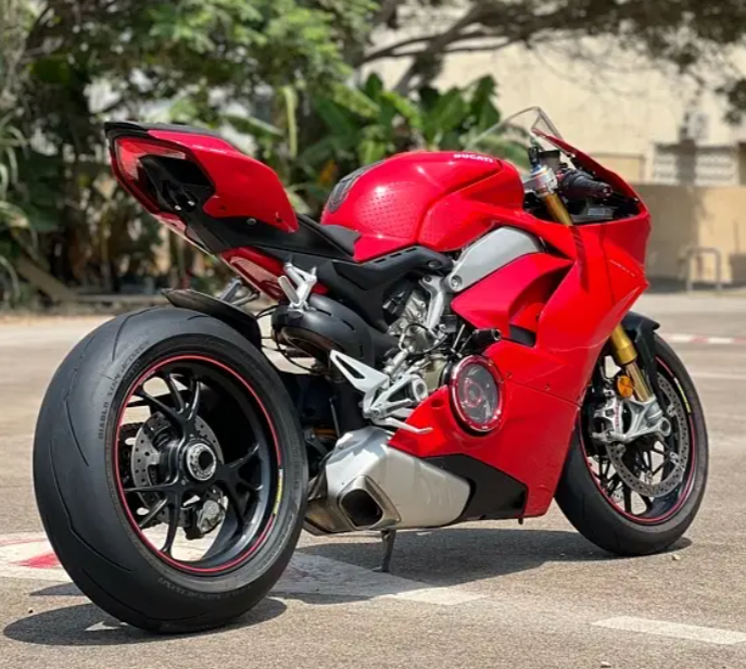 Panigale V4s for sale in beirut