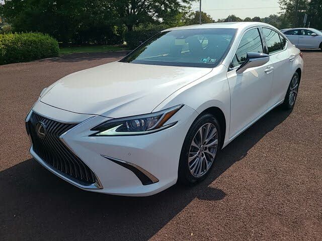 2021 lexus es 350 بحولي