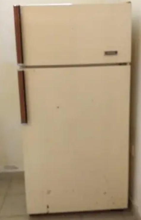 Fridge/Freezer Frigidaire Cream Color for sale in beirut