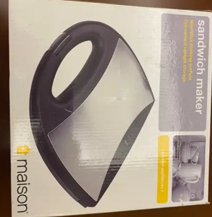 Sandwich maker/ toaster for sale in beirut