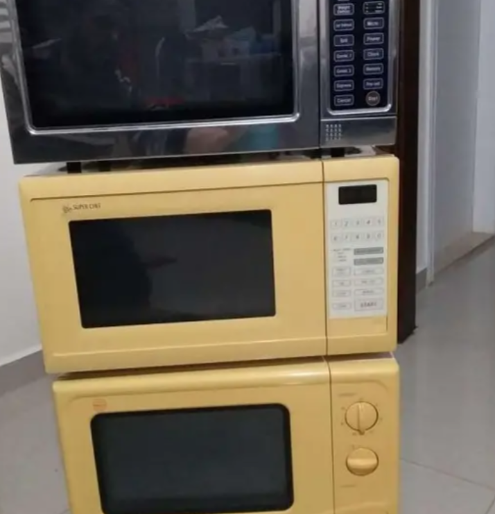 3 microwaves for sale in beirut