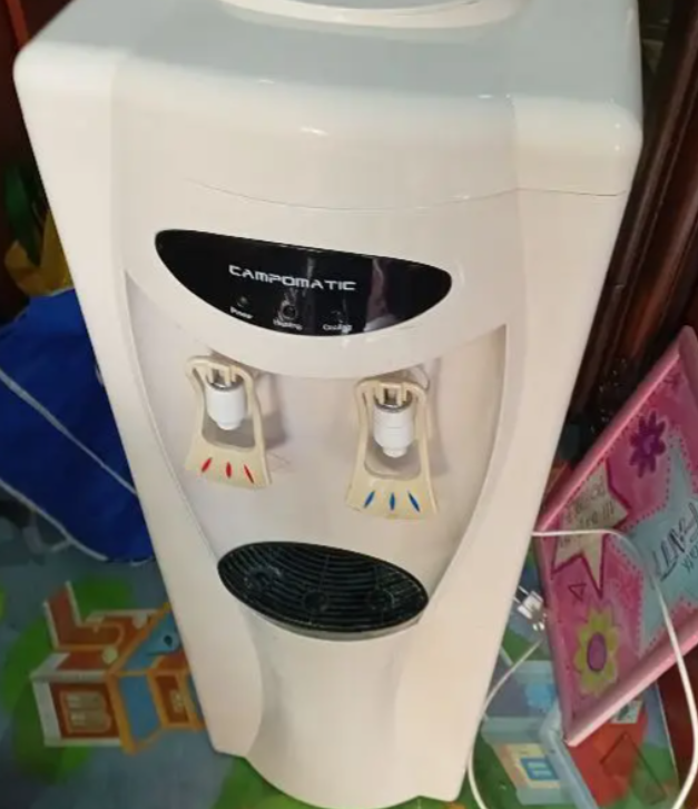 براد شبه جديد للبيع في بيروت