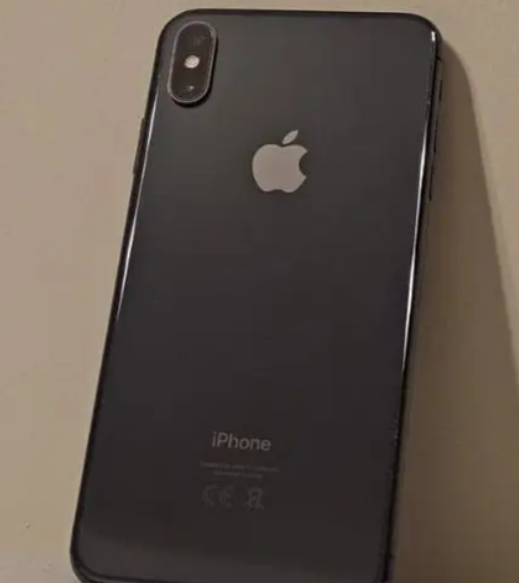 iphone xs max for sale in beirut