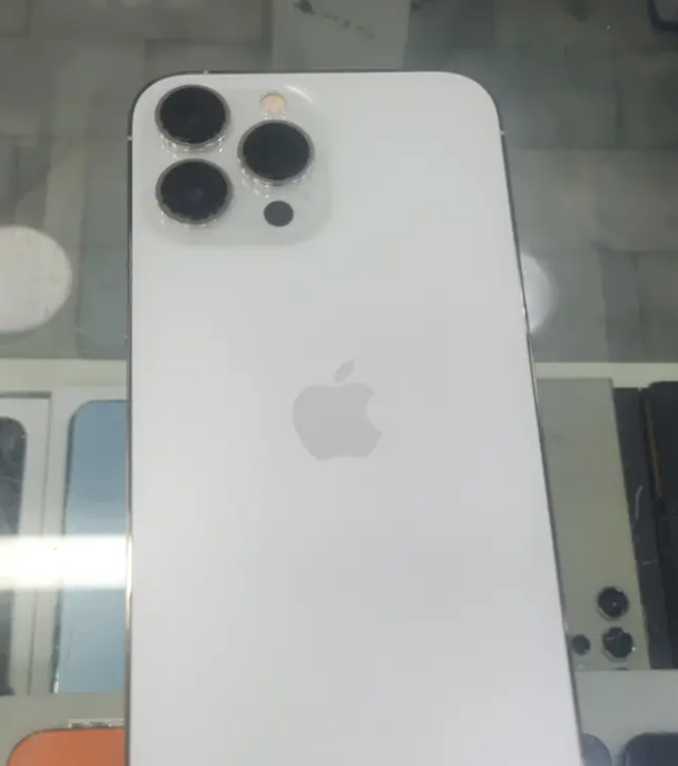 apple iphone 13 pro max for sale in beirut