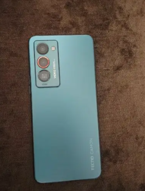 TECNO CAMON 18 PREMIER negotiable for sale in beirut