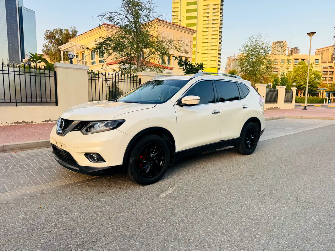 Nissan X-Trail SL 2017 للبيع فى دبى