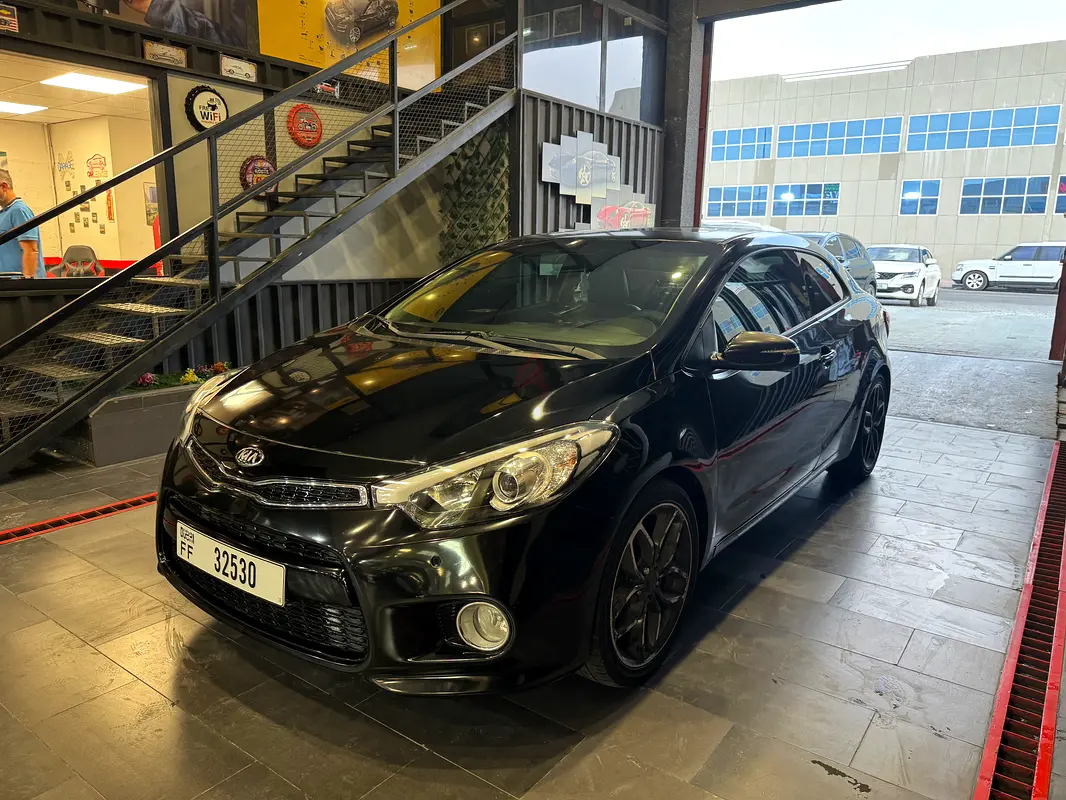 Kia Cerato Koup 2015 للبيع فى دبى
