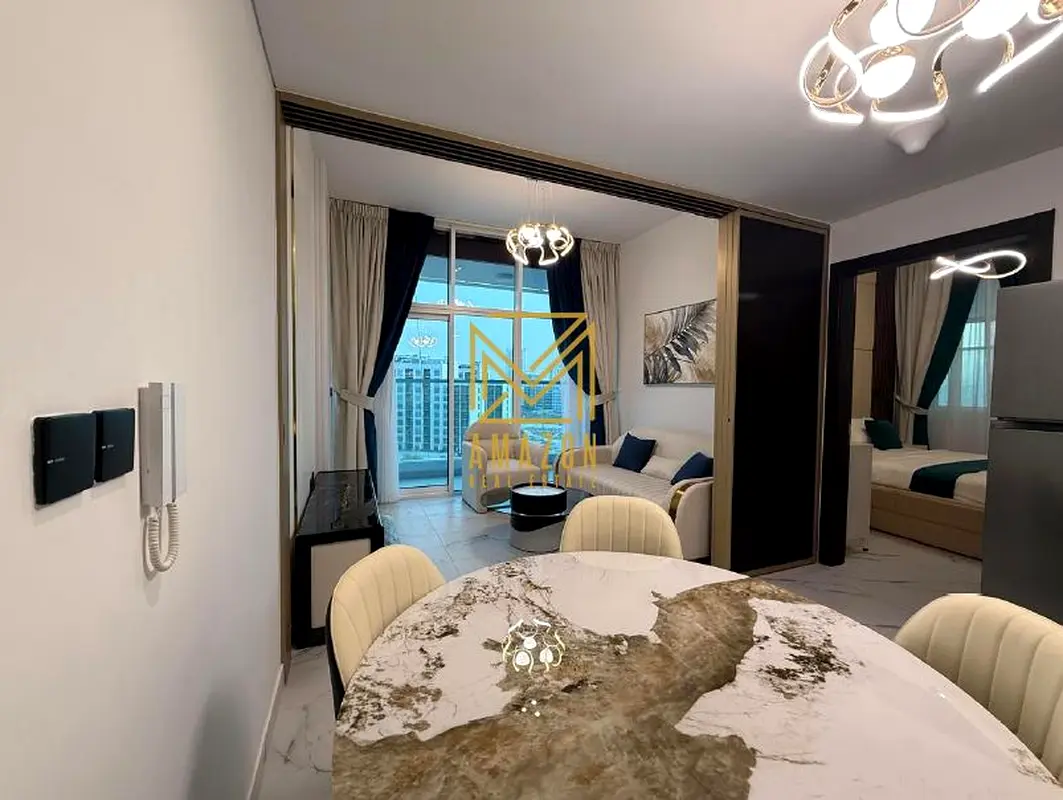 Corner Unit | Big Size with own Pool | Furnished للبيع فى دبى