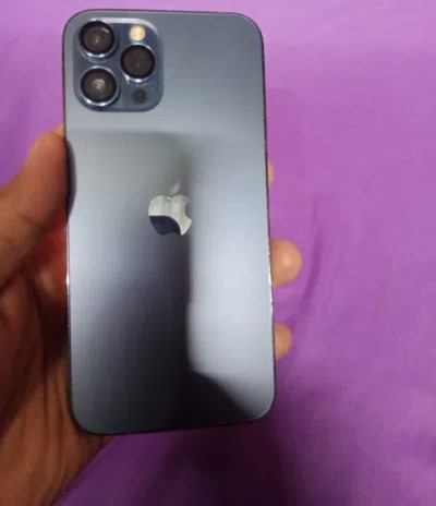 للبيع ايفون ⁦⁦12⁩⁩ برو ماكس  فى البصره