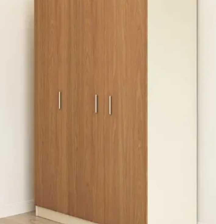 New wardrobes 3 Doors High Quality for sale in Baskinta Metn