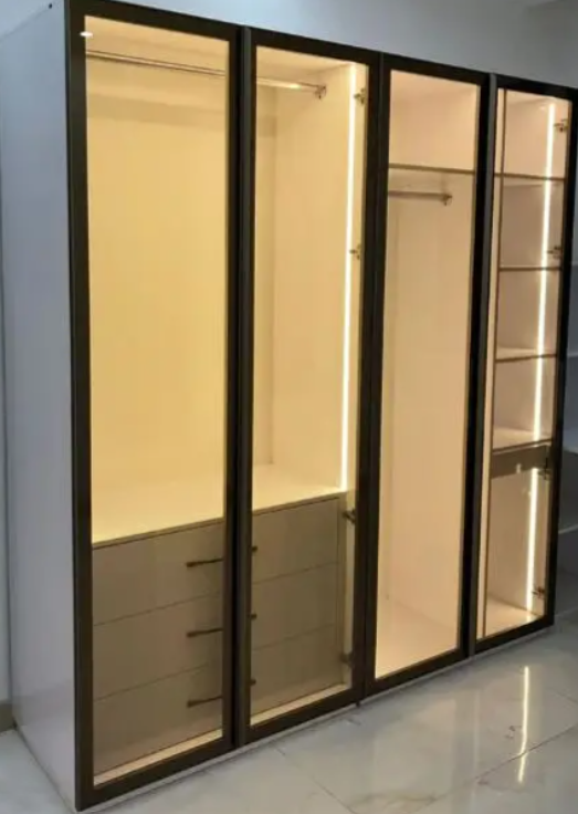 New Modern wardrobes for sale in Dekwaneh Metn