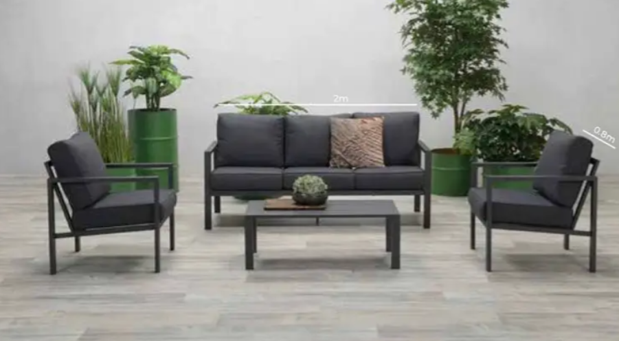 garden set s1 for sale in Tabarja Keserouan