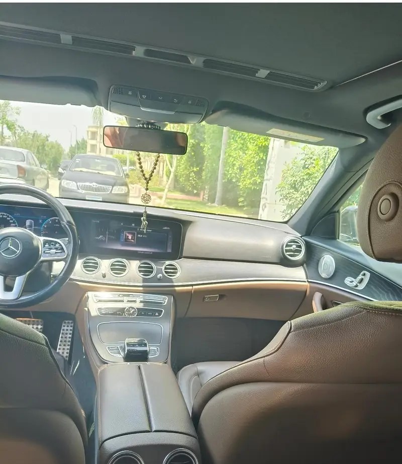 Mercedes E200 2020 للبيع في التجمع الخامس،