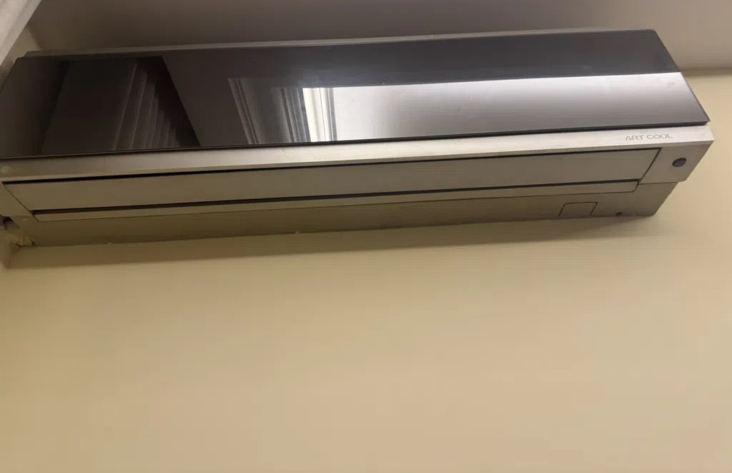 LG Air conditioner  للبيع في بيروت