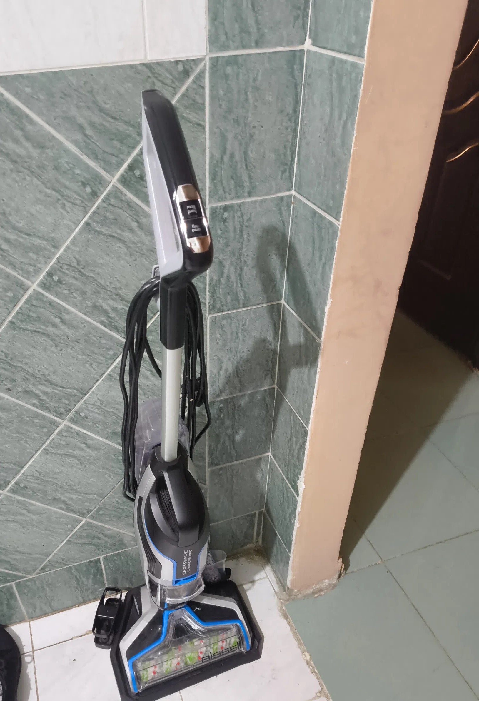 مكنسة وتنضيف وغسيل ⁦⁦3⁩⁩ في ⁦⁦1⁩⁩ للبيع في الإسكندرية