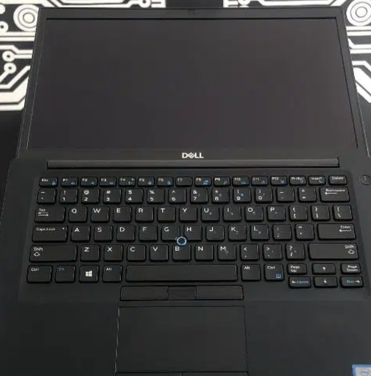 Dell i5 - 8th Laptop  for sale in West Bekaa