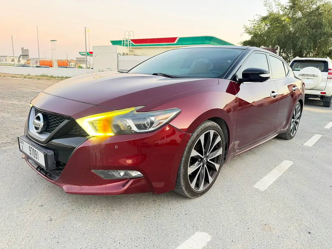 Nissan Maxima SR 2016 للبيع فى دبى