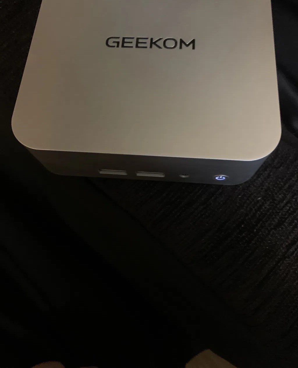 Geekom A6 Mini PC – Ryzen 7 6800H للبيع القاهرة