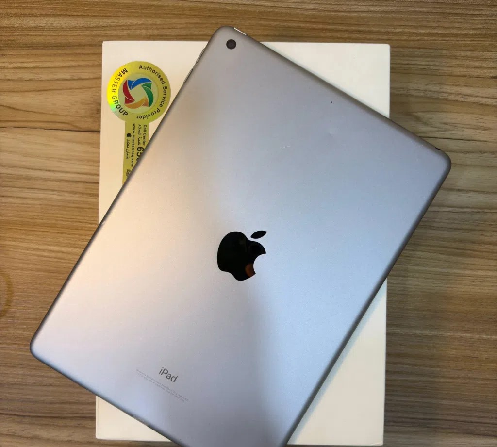 ايباد ⁦⁦6⁩⁩ - ⁦⁦iPad⁩⁩ ⁦⁦6⁩⁩ مستخدم ⁦⁦128GB⁩⁩ اسود للبيع فى البصره