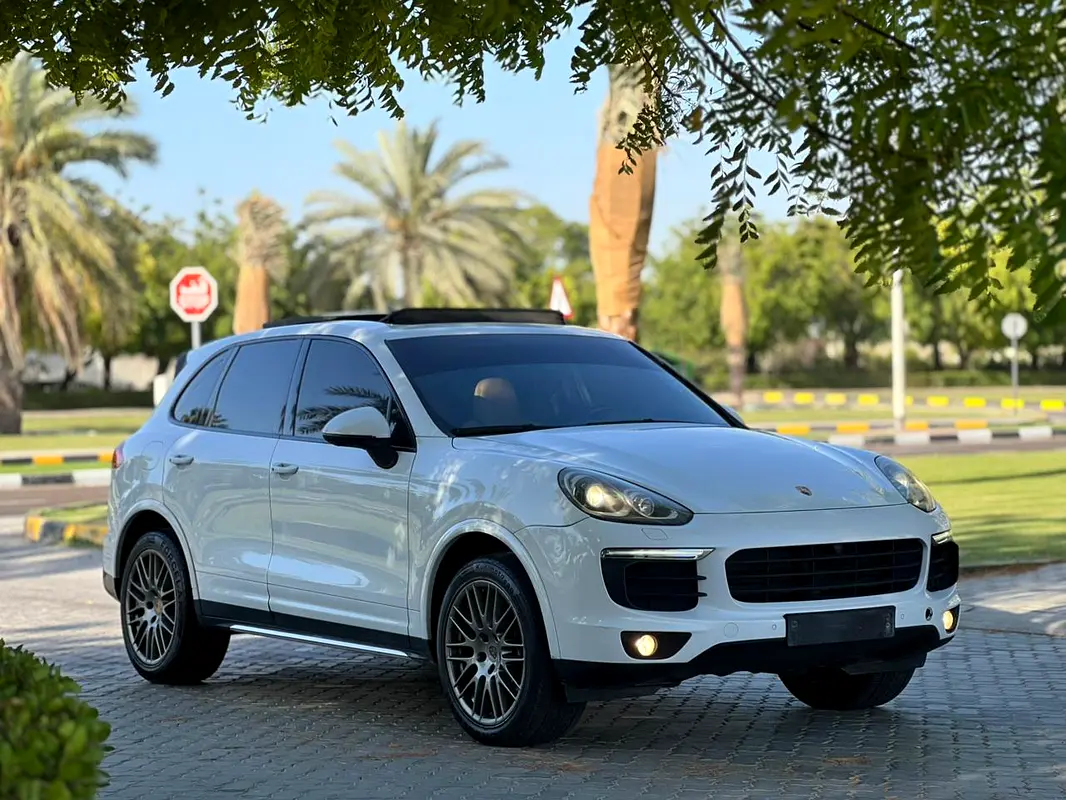 Porsche Cayenne 2017 للبيع فى الشارقه