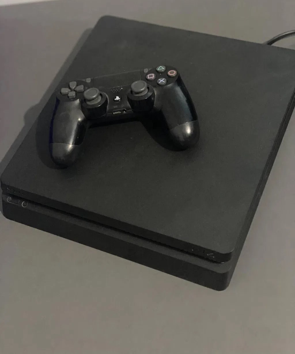 ⁦⁦ps4⁩⁩ ⁦⁦slim⁩⁩ ⁦⁦1⁩⁩ تيرا بلايستيشن ⁦⁦4⁩⁩ للبيع فى بغداد