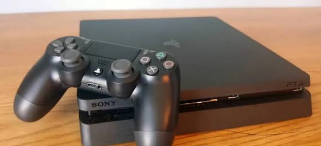 ⁦⁦ps4⁩⁩ ⁦⁦slim⁩⁩ ⁦⁦1tb⁩⁩ مهكر للبيع فى بغداد