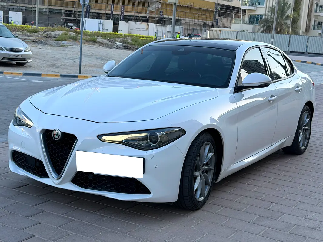Alfa Romeo Giulia Super 2019 للبيع فى دبى