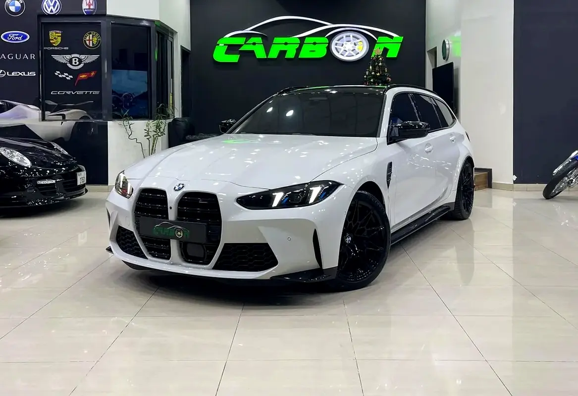 BMW M3 Touring Competition xDrive 2025 للبيع فى دبى