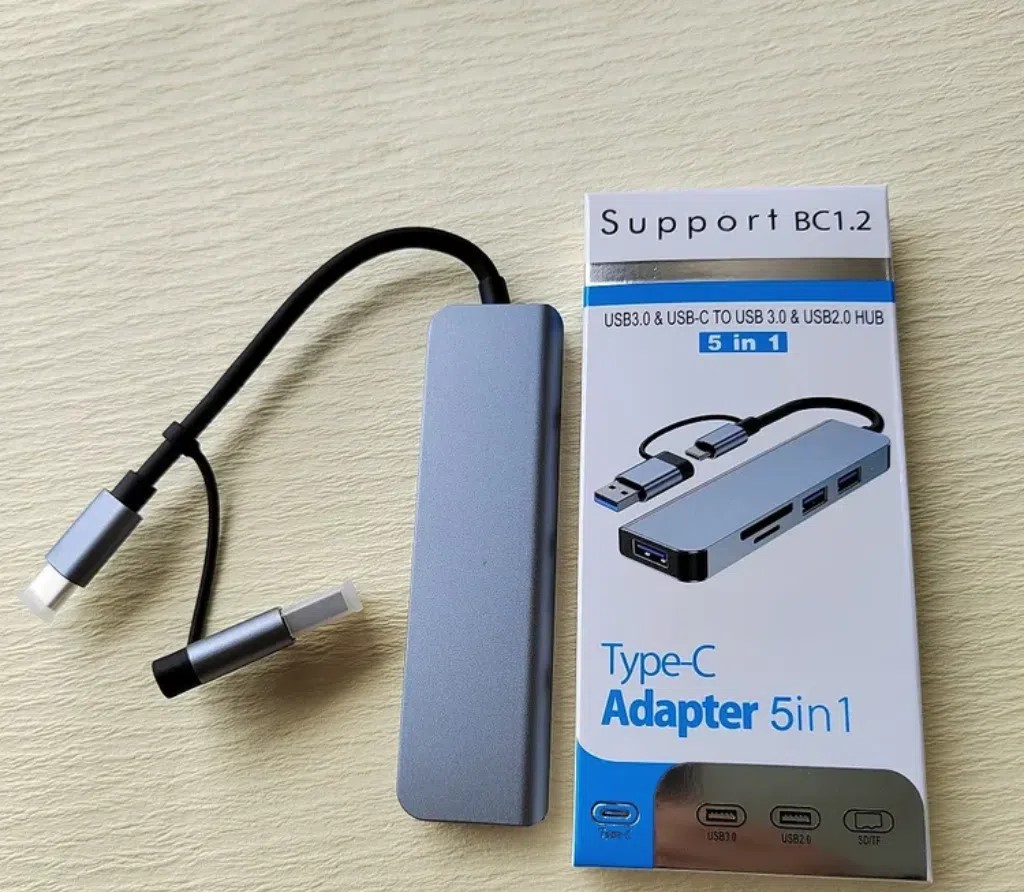 ادابتر ⁦⁦USB3⁩⁩ + ⁦⁦Type-C⁩⁩ متعدد الاستخدامات للبيع فى البصره