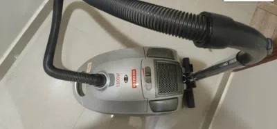 مكنسة كهربائية فريش ⁦⁦1800⁩⁩ ⁦⁦wat⁩⁩ بحالة ممتازة  للبيع القاهرة