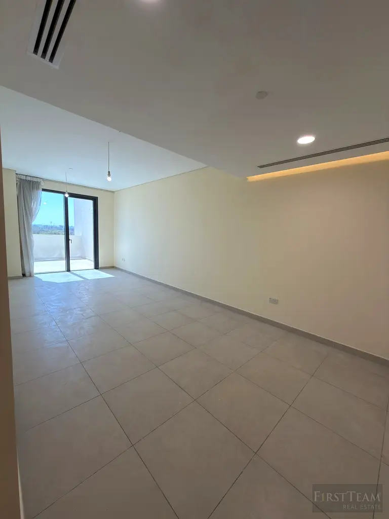 READY TO MOVE I MUSHRIF PARK VIEW | 3BHK With Maid's/Storage Room (PRICE NEGOTIABLE) فى دبى