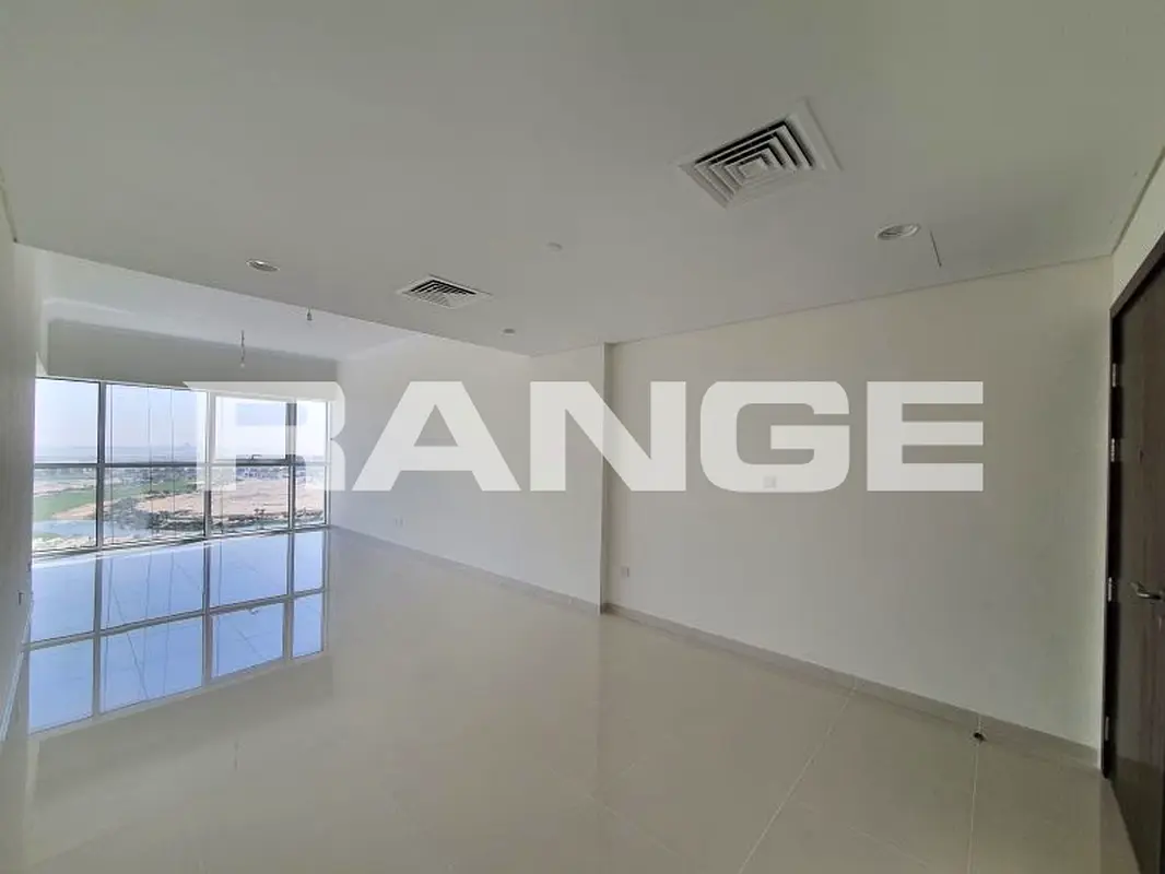 Elegant | Premium Amenities | Stunning Views فى دبى