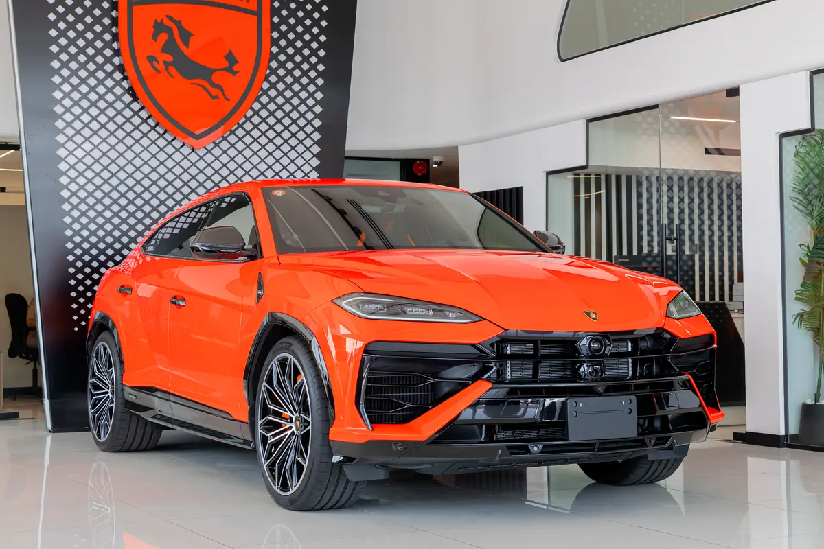 Lamborghini Urus SE 2025 للبيع فى دبى