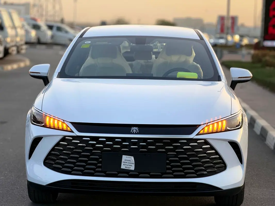 BYD Qin PHEV 2025 للبيع فى دبى