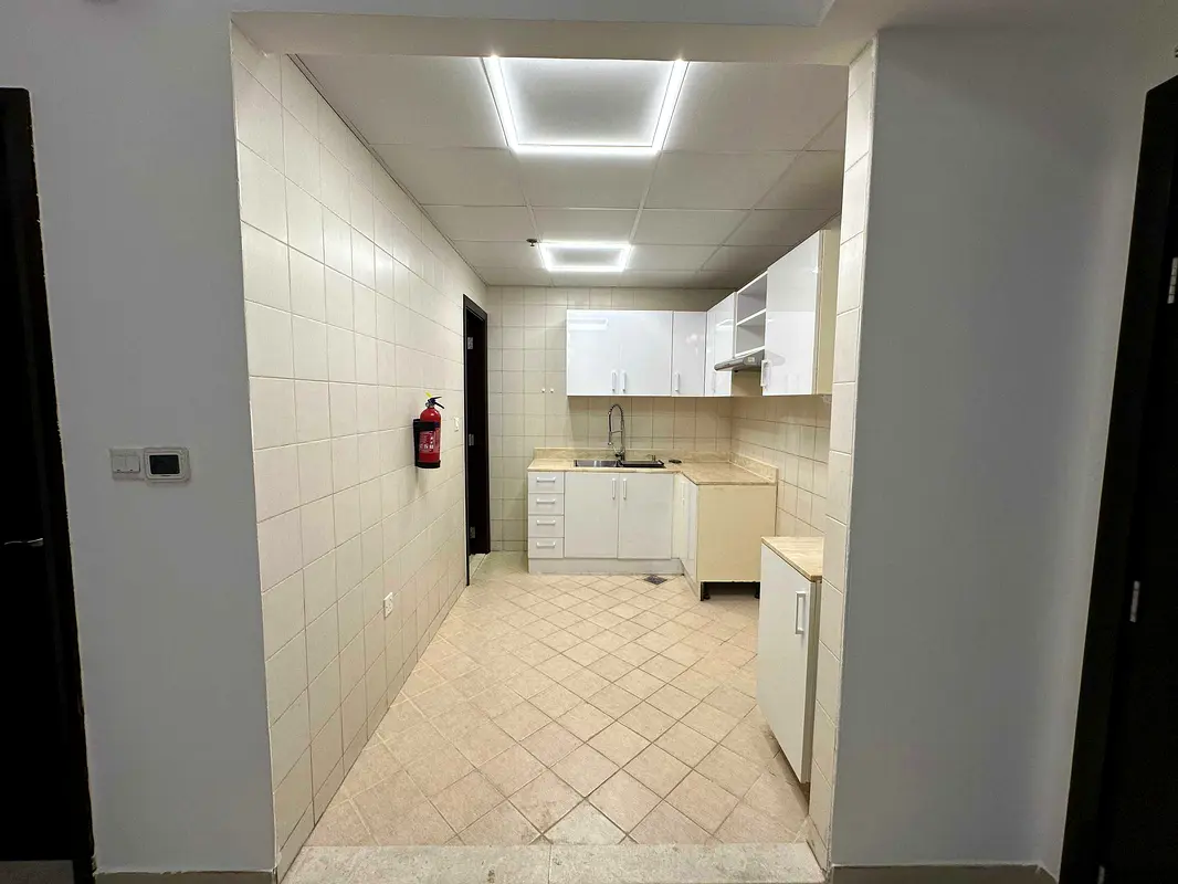 Income-Generating 1-Bedroom Apartment | Renovated Kitchen | DEC Tower 1, Dubai Marina فى دبى